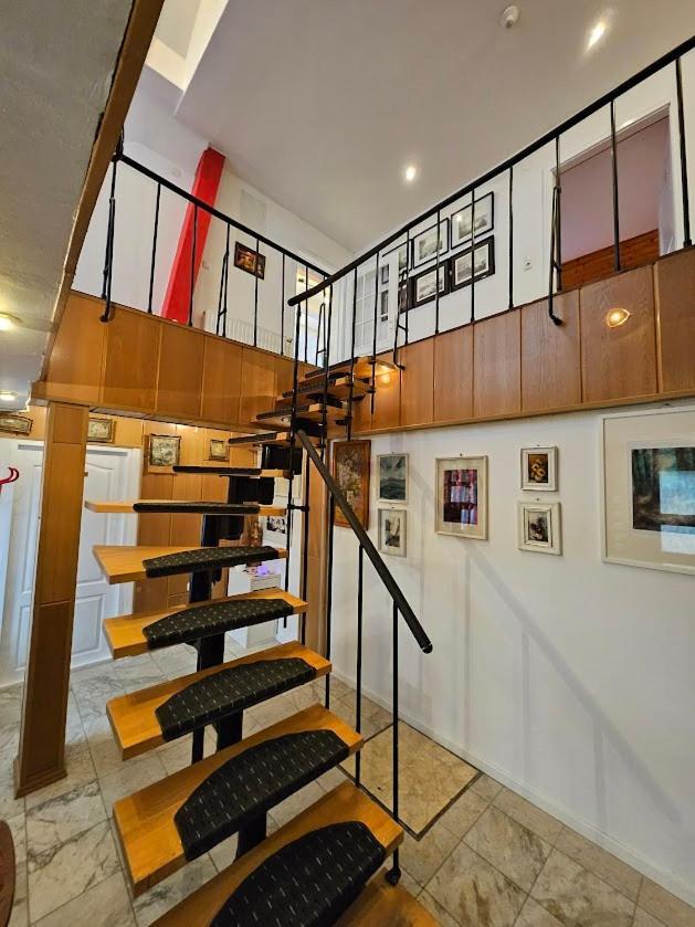 Pension Donaublick Grein 2 In Stifterstrasse19.アパートメント エクステリア 写真