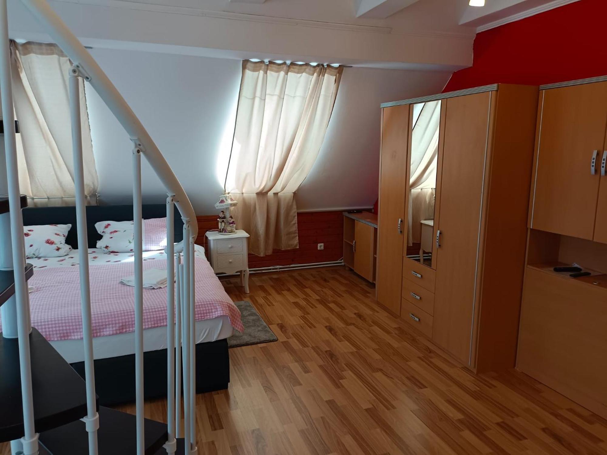 Pension Donaublick Grein 2 In Stifterstrasse19.アパートメント エクステリア 写真